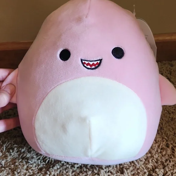 Selene Pink Shark Squashmellow 8 inch - Picture 10 of 10